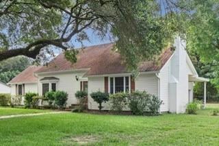 4225 Vega Dr, Mobile, AL 36693