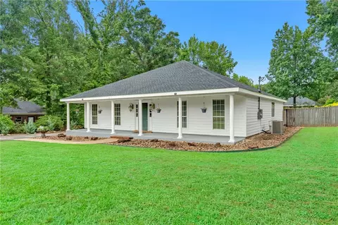 Exterior - 8210 Junior Rd, Mobile, AL 36695 photo 6 of 17