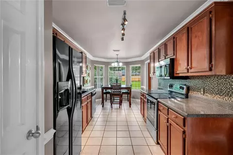 Entry Way - 8210 Junior Rd, Mobile, AL 36695 photo 3 of 3