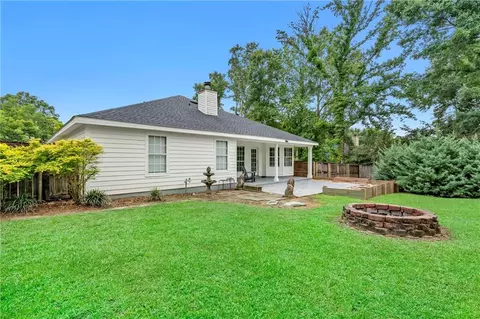 Exterior - 8210 Junior Rd, Mobile, AL 36695 photo 12 of 17