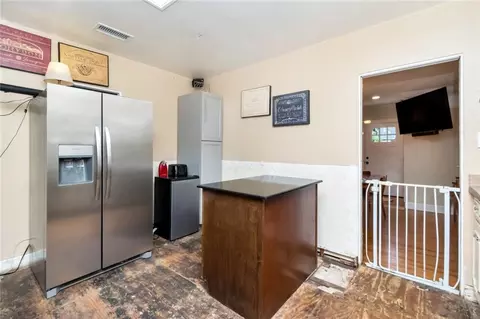Kitchen - 365 Mcdonald Ave, Mobile, AL 36604 photo 1 of 4