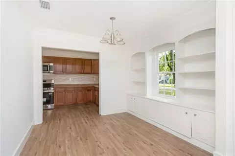 Living - 2653 Ralston Rd, Mobile, AL 36606 photo 8 of 15