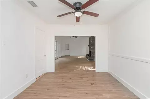 Living - 2653 Ralston Rd, Mobile, AL 36606 photo 10 of 15