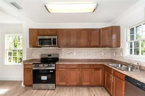 Kitchen - 2653 Ralston Rd, Mobile, AL 36606 photo 1 of 3