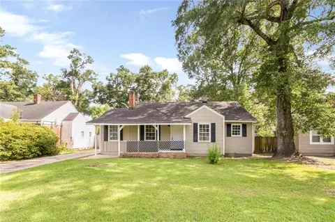 Exterior - 2653 Ralston Rd, Mobile, AL 36606 photo 4 of 8