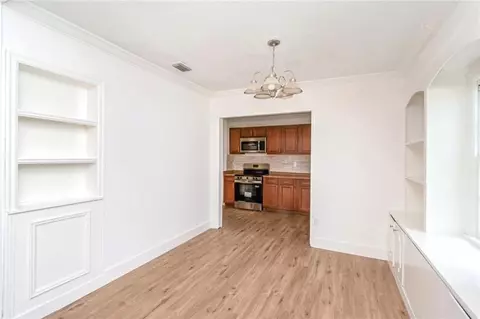 Living - 2653 Ralston Rd, Mobile, AL 36606 photo 6 of 15