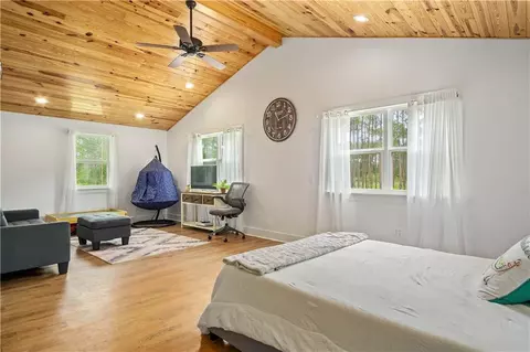 Bedroom - 15490 Green Dr, Coden, AL 36523 photo 3 of 8