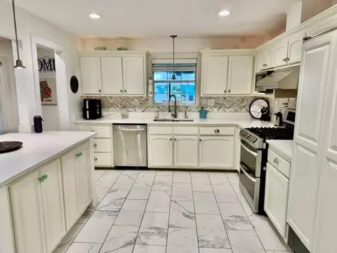 Kitchen - 15490 Green Dr, Coden, AL 36523 photo 2 of 2