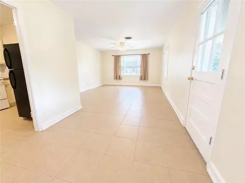 Living - 1619 Wormeley Dr, Mobile, AL 36605 photo 1 of 2