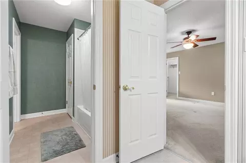 Entry Way - 1004 Pace Pkwy, Mobile, AL 36693 photo 3 of 3