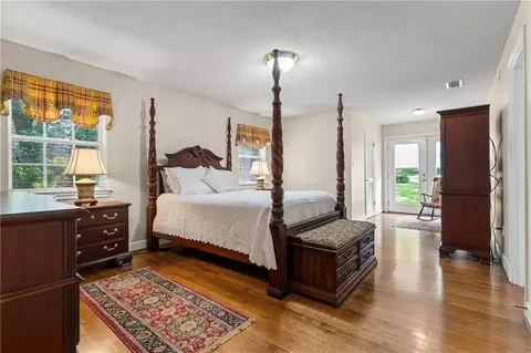 Bedroom - 1004 Pace Pkwy, Mobile, AL 36693 photo 1 of 8