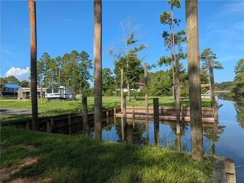 5010 Morris Dr E, Coden, AL 36523 photo 10