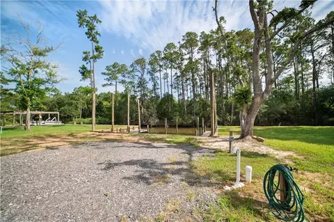 5010 Morris Dr E, Coden, AL 36523 photo 2