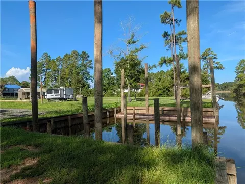 5010 Morris Dr E, Coden, AL 36523 photo 9