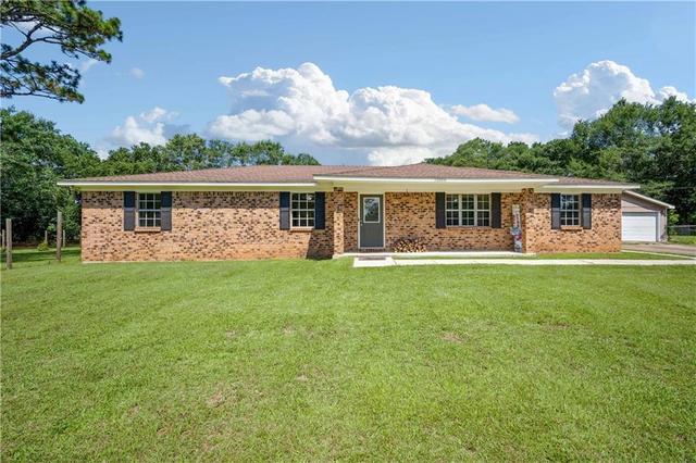 11056 Wisteria St, Irvington, AL 36544