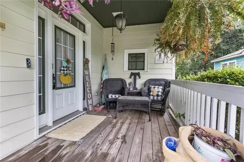 Exterior - 411 Flint St, Mobile, AL 36604 photo 3 of 5