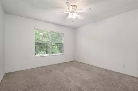 Bedroom - 4009 Old Shell Rd #C14, Mobile, AL 36608 photo 3 of 5