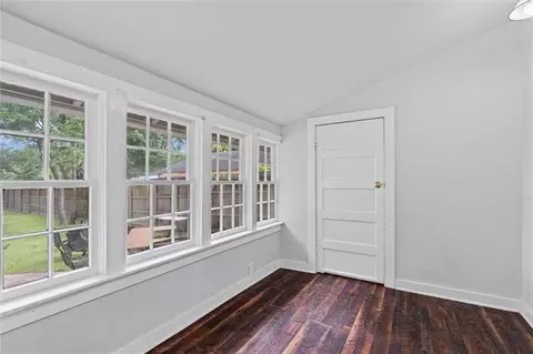 Entry Way - 1150 Old Shell Rd, Mobile, AL 36604 photo 1 of 1