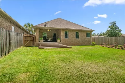 Exterior - 1114 Mcmurray Pl W, Mobile, AL 36609 photo 5 of 7