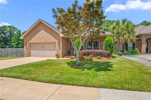 Exterior - 1114 Mcmurray Pl W, Mobile, AL 36609 photo 1 of 7