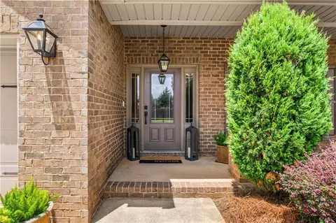 Entry Way - 1114 Mcmurray Pl W, Mobile, AL 36609 photo 1 of 3