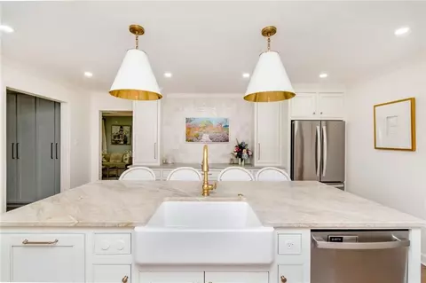 Kitchen - 4909 Carmel Dr N, Mobile, AL 36608 photo 2 of 9