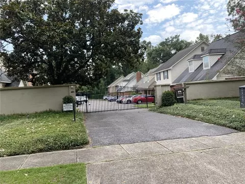 Exterior - 6401 Cedar Bend Ct, Mobile, AL 36608 photo 2 of 3