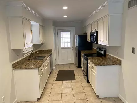Kitchen - 6401 Cedar Bend Ct, Mobile, AL 36608 photo 1 of 1