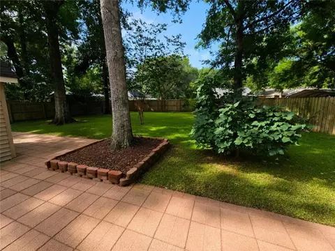Exterior - 4022 Henning Dr S, Mobile, AL 36619 photo 6 of 6