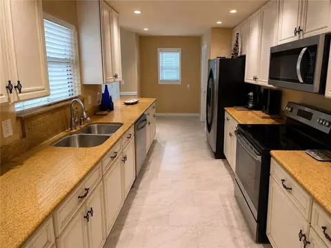 Kitchen - 4022 Henning Dr S, Mobile, AL 36619 photo 2 of 2