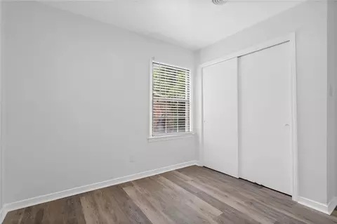 Bedroom - 668 Ynestra Dr, Mobile, AL 36609 photo 5 of 7