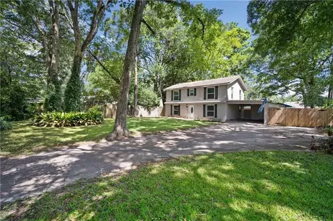 Exterior - 357 Durande Dr, Mobile, AL 36606 photo 2 of 5