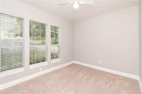 Bedroom - 5913 Antoine Rd, Mobile, AL 36693 photo 4 of 5