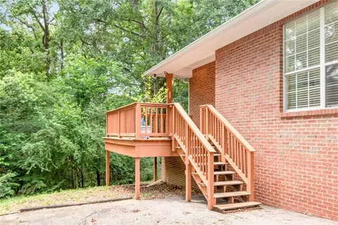 Exterior - 5913 Antoine Rd, Mobile, AL 36693 photo 7 of 9