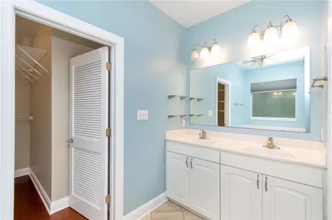 Bath - 5913 Antoine Rd, Mobile, AL 36693 photo 3 of 4