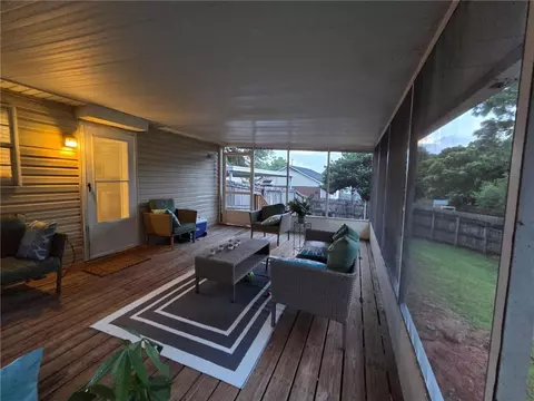 Exterior - 2910 Barlett Dr, Mobile, AL 36608 photo 6 of 7