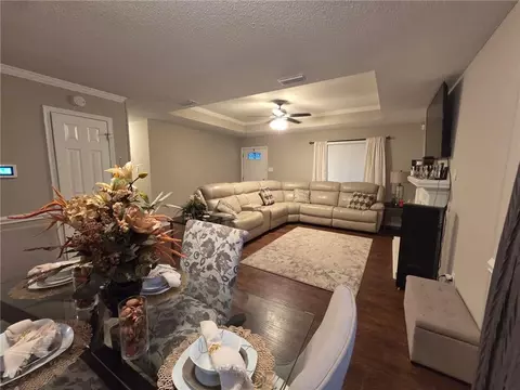 Living - 2910 Barlett Dr, Mobile, AL 36608 photo 3 of 3