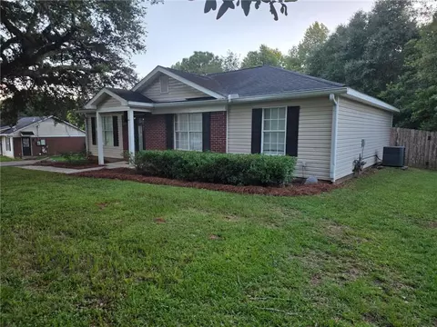 Exterior - 2910 Barlett Dr, Mobile, AL 36608 photo 2 of 7