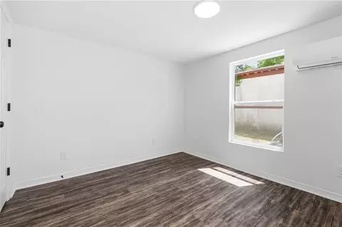 Bedroom - 377 Tuttle Ave, Mobile, AL 36604 photo 1 of 6