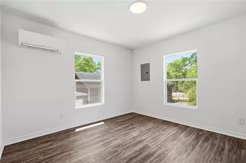Bedroom - 377 Tuttle Ave, Mobile, AL 36604 photo 3 of 6