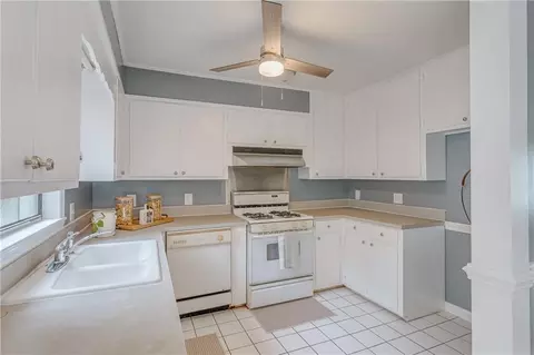Kitchen - 718 Raines Dr, Mobile, AL 36609 photo 2 of 3