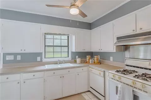 Kitchen - 718 Raines Dr, Mobile, AL 36609 photo 3 of 3