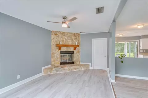Living - 718 Raines Dr, Mobile, AL 36609 photo 5 of 5