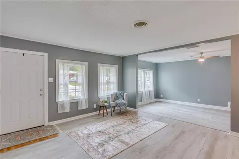 Living - 718 Raines Dr, Mobile, AL 36609 photo 1 of 5