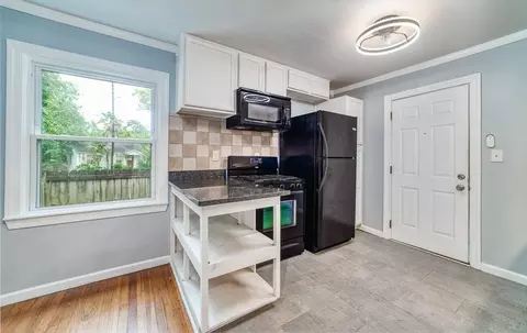 Other - 155 Pinehill Dr, Mobile, AL 36606 photo 6 of 8