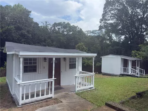 Exterior - 5912 Theles Dr, Mobile, AL 36693 photo 6 of 8