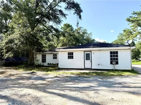 Exterior - 6955 Three Notch Rd, Mobile, AL 36619 photo 2 of 3