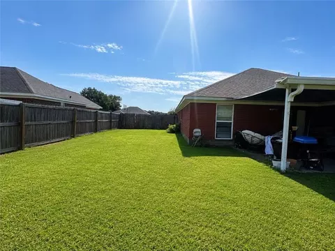 Exterior - 3210 Bloomington Dr, Mobile, AL 36695 photo 4 of 6