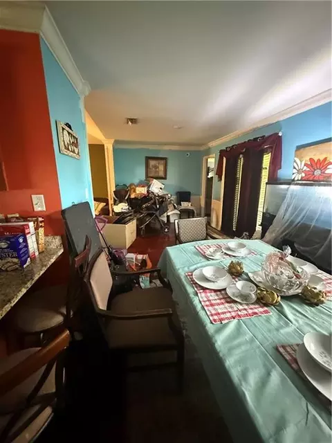 Dining - 3210 Bloomington Dr, Mobile, AL 36695 photo 3 of 6