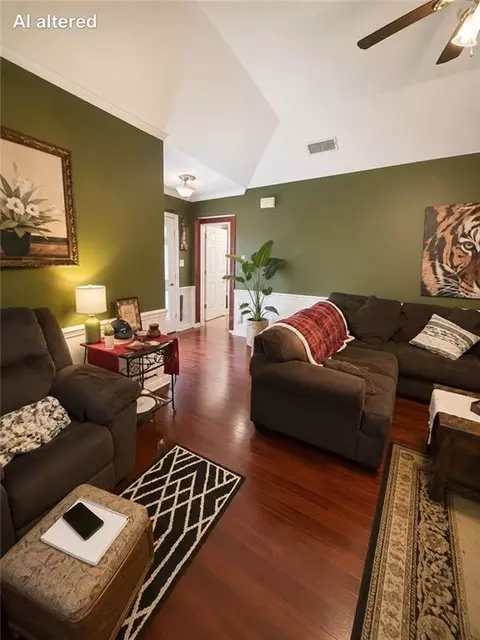 Living - 3210 Bloomington Dr, Mobile, AL 36695 photo 1 of 3